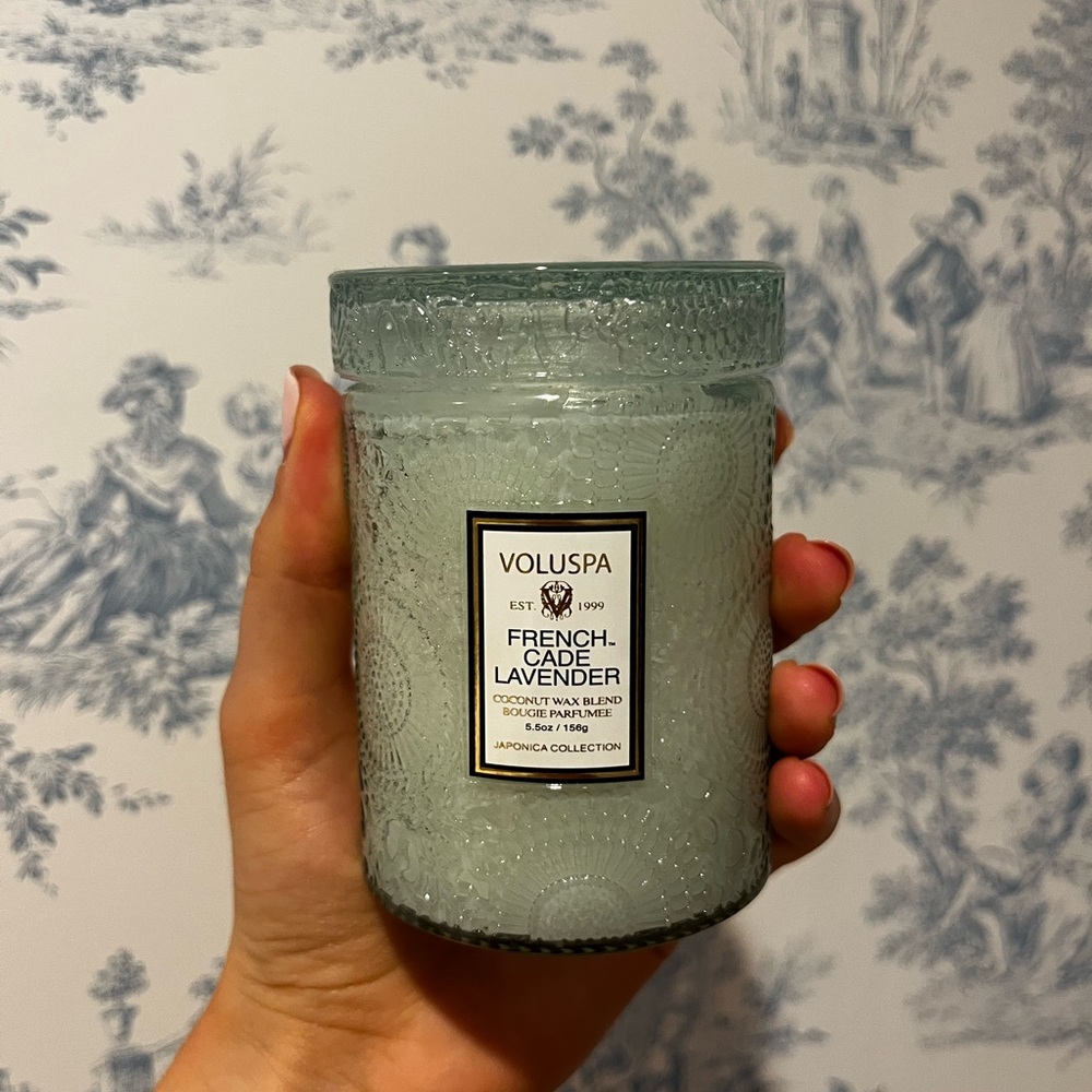 Voluspa French Cade Lavender Textured Glass Candle